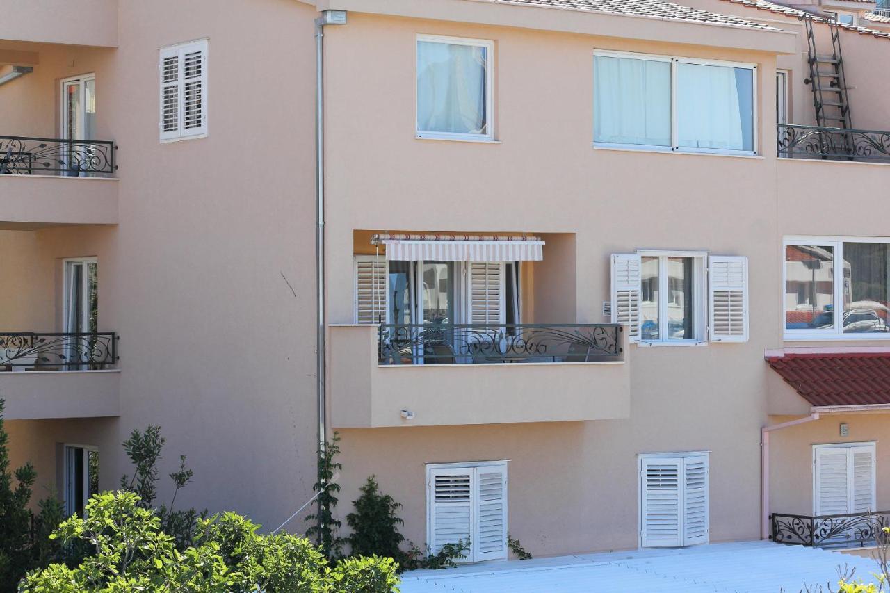 Apartmani Kike Makarska Exterior foto